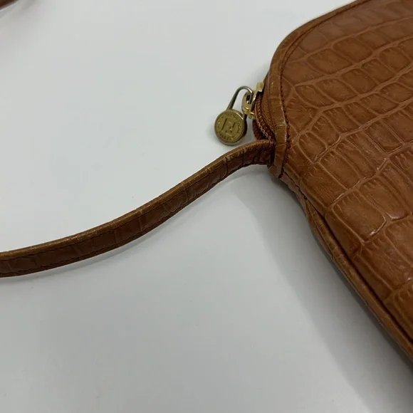 Vintage 80’s Fendi tan embossed crocodile shoulder crossbody bag - Picture 4 of 14